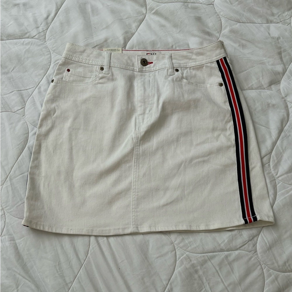 White vintage skirt